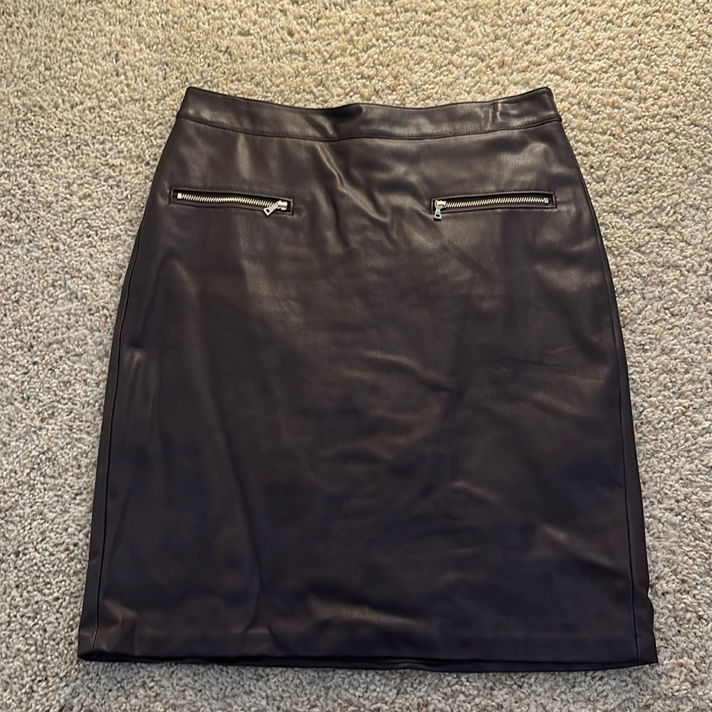 Loft - faux leather pencil skirt